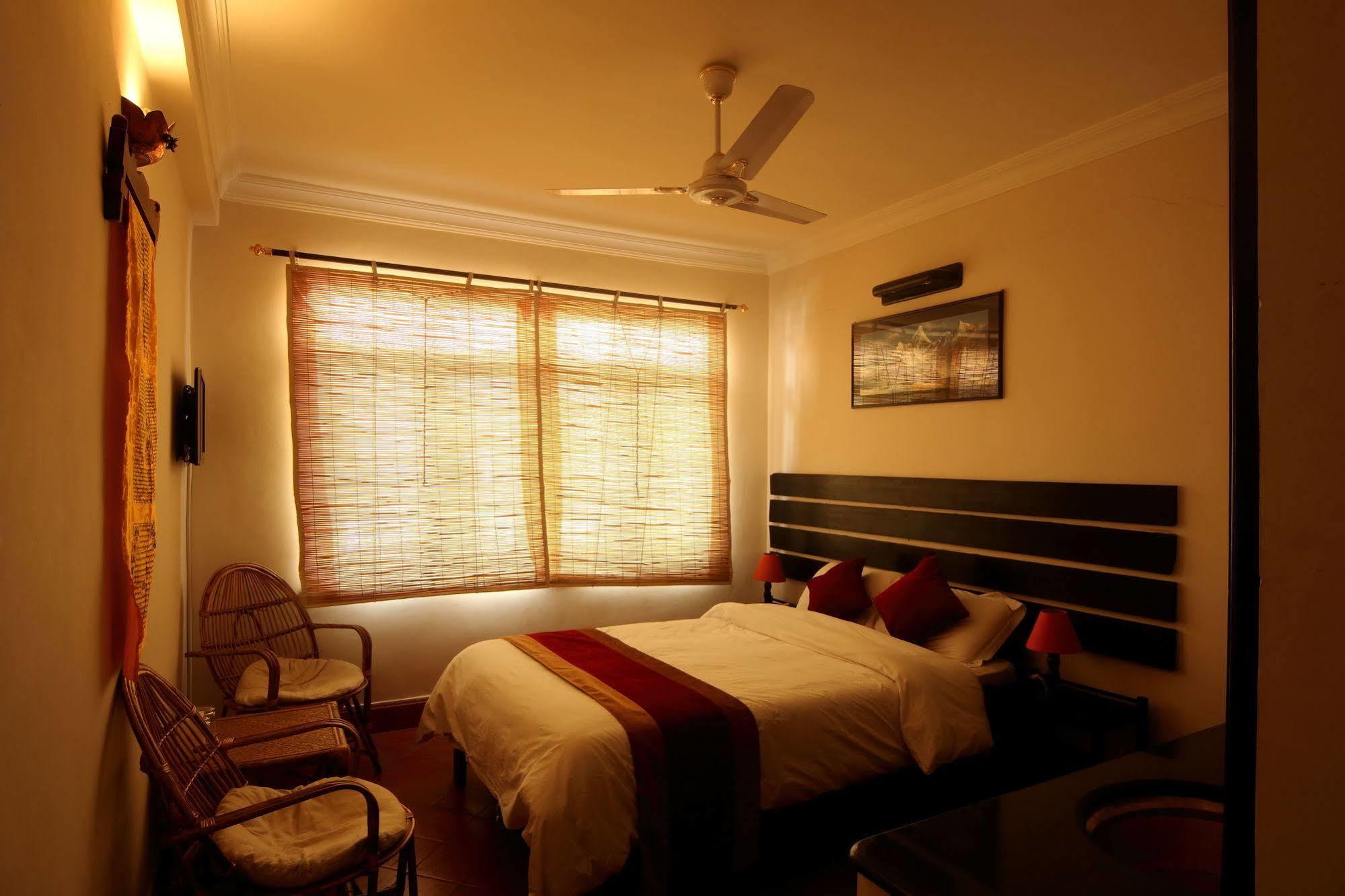Hotel Thorong Peak Kathmandu Ngoại thất bức ảnh