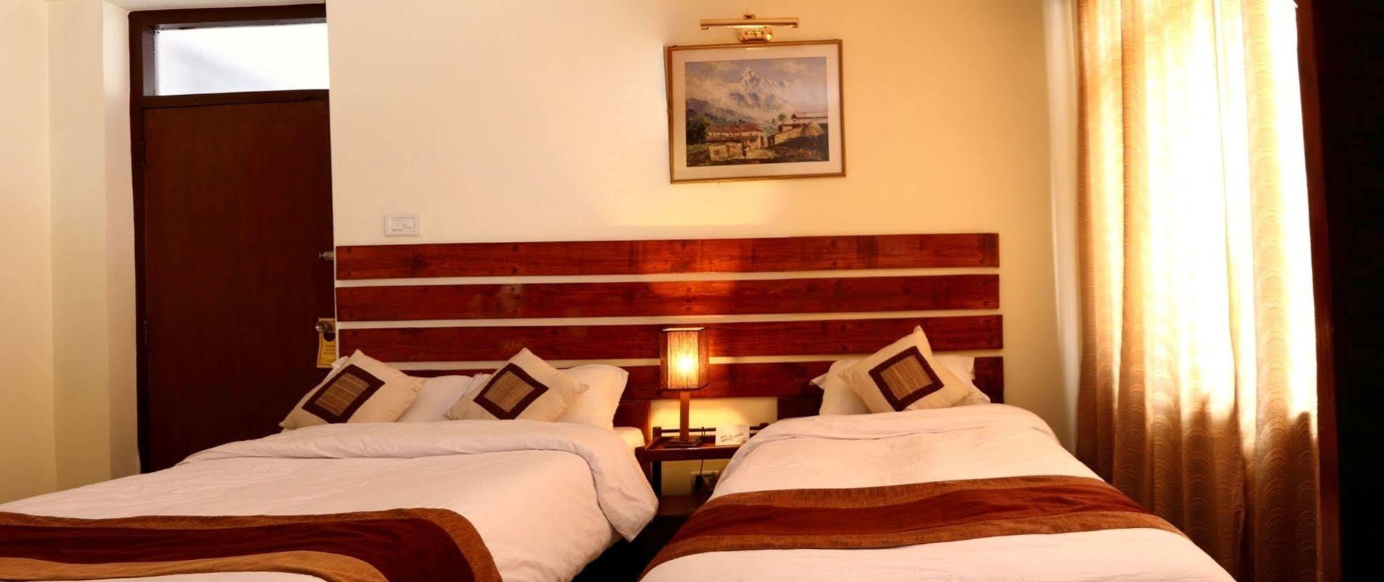 Hotel Thorong Peak Kathmandu Ngoại thất bức ảnh